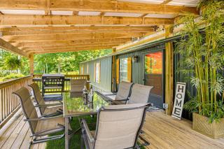 Nancy Cabin with Fire Pit Near Lake Cumberland! - Nancy - 0