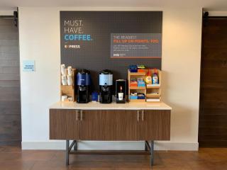 Holiday Inn Express & Suites Moore by IHG - Moore - 9