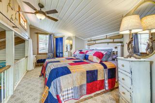 Hike, Swim and Fish Lakefront Cabin in Roach! - 1