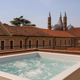 enJoy Home - Attico con idromassaggio e garage - zona Sant'Antonio - Padua - 0