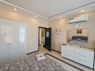 شقة عرفتين ومجلس اطلاله على بحر العزيزيهTwo-room apartment overlooking the Al-Aziziyah Sea يتوفر كذلك 3 غرف بزياده 150 ريال - Khobar - 4