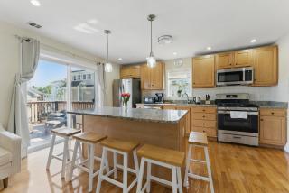 Cozy 4 Bedroom Apartment in Boston - Boston - 2