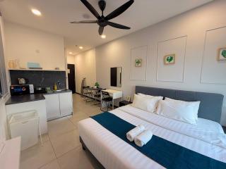 Neu Suites By Serenity Homes Near Gleneagles, KLCC & LRT - Kuala Lumpur - 2