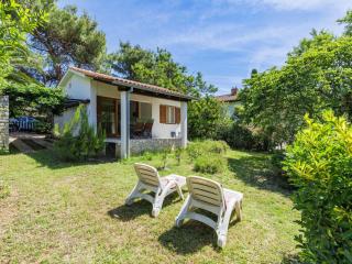 Holiday Home Margit by Interhome - Premantura - 1