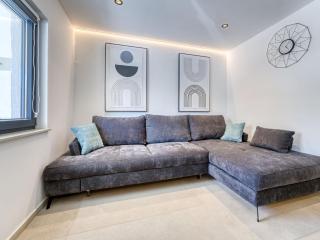Holiday Home Domagoj by Interhome - Malinska - 2