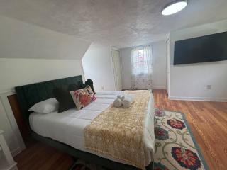 Cozy Home - New Britain - 9