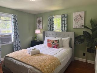 Cozy Home - New Britain - 5