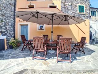 Apartment Giulia by Interhome - 9