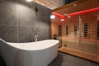 Spacious 3BR Escape with Sauna and Billiard in the city center - Wenen - 8