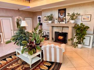 FINN VILLAGE Loch Lomond Villa - BLACK ROOM with Private Jacuzzi-Style Bath - Glasgow - 3