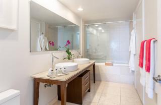 MVR - Stylish Stay w Resort Access - 1