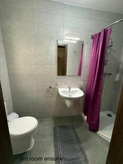 4-Bedroom Apartment in Pietà P4 - Gwardamanġa - 5