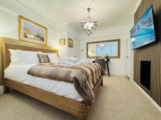 Luxury 2 Bedroom Designer Flat with Private Garden in London - Bexleyheath - 0