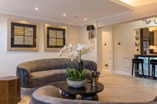 Luxury Penthouse in Cardiff City Centre Sleeps 14 - Cardiff - 1