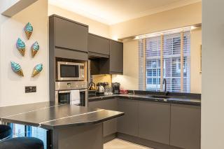 Luxury Penthouse in Cardiff City Centre Sleeps 14 - Cardiff - 6