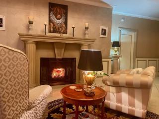 FINN VILLAGE Loch Lomond Villa - BLACK ROOM with Private Jacuzzi-Style Bath - Glasgow - 0
