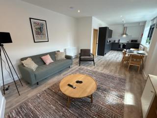 Beautiful 1 bed - 5 Queen Street Abingdon - Centrally located parking subject to availability - Ashbrook Serviced Apartments - Abingdon - 0