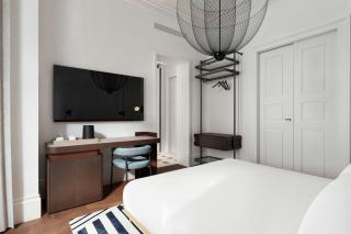 Aloft Istanbul Karakoy - 2