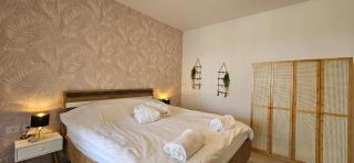 חלום על הגלים - 8