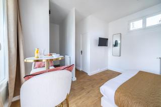 Studio Banlieue Parisienne Issy-les-Moulineaux-III - 4