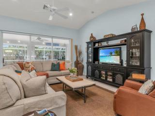 3 Bed Home Steps to the Beach I Heated Pool - Marco Island - 2