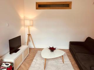 Appartement avec terrasse dans une cour privée - Aviñón - 0