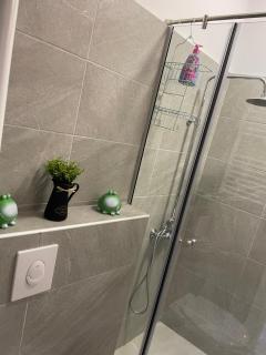 Modern Apartment in City Center - Bucharest - 2