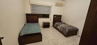 شقة مفروشة في طبربور 3 غرف نوم - 7