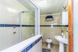 Charming Bishopscourt 1BR Garden Flat - 9
