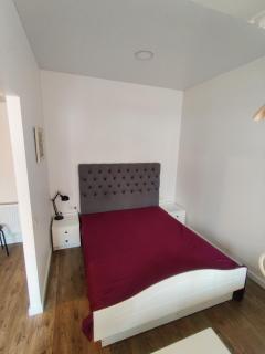 Entire Old Town Apartment, Quiet & Free Parking - Kaunas - 3