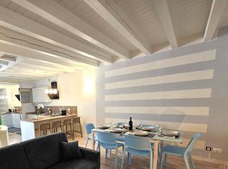 Bright House in old town Desenzano - 2