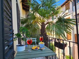Bright House in old town Desenzano - 8