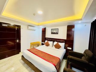 Hotel Pearl Grand White near VOLVO BUS STAND #private parking #Heated Rooms #in city centre - 2