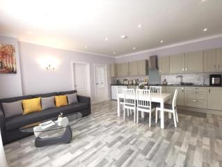 Bungalow Step Free Access - Close To The Beach - Port Talbot - 7