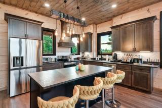 New Explorer's Hideaway,Mtn View, Firepit,Upscale - Sevierville - 6