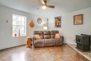Luxury Country Barndo 2BR Getaway wwith Giant Deck - Granbury - 3