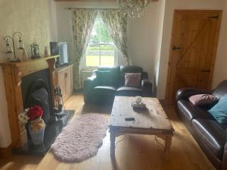 Katy Kellys Countryside Self Catering Cottage - Roscommon - 4
