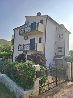 Apartments Dalmatia - Grebaštica - 0