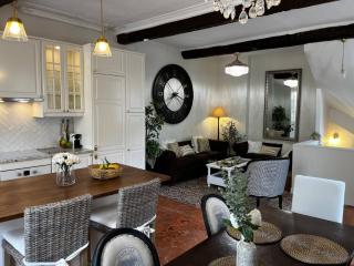 La Maison Fontaine - Light Airy Home in the Heart of Pzenas - 0