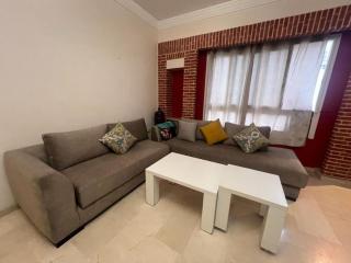 The Marina Pearl Modern Coastal Apartment - 7