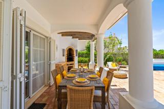 Peaceful 4BR villa on Gramacho golf resort w/ private pool - Lagoa - 3