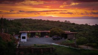 Cozy Tiny House 6 - Ocean Views - Torio - 0