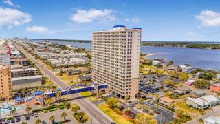 Crystal Tower 1703 by Vacation Homes Collection - 6