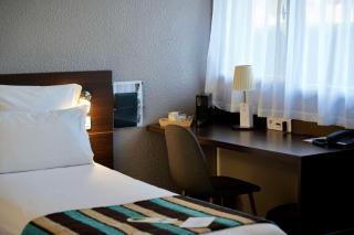 Sure Hotel by Best Western Biarritz Aeroport - Biarritz - 6