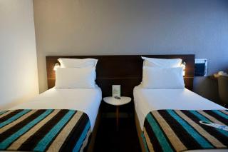 Sure Hotel by Best Western Biarritz Aeroport - Biarritz - 2