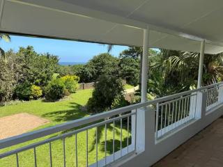 Private House with Pool - Southbroom - 9