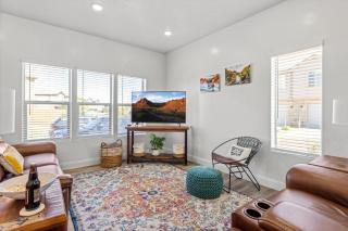 Snow Canyon Escape in St George with Community Pool and Hot Tub - Ivins - 5