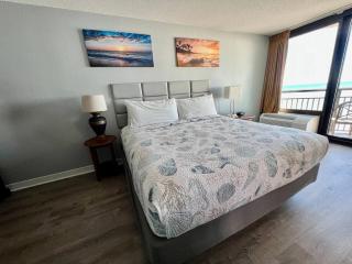 Gorgeous Oceanfront Suite! 1Br Condo, Dog friendly! 706 - Myrtle Beach - 5