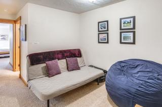 1 Mi to Ponderosa State Park Condo with Pool Access - McCall - 1