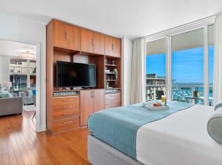 MVR - Coconut Grove-s Oasis of Comfort and Elegance - 5